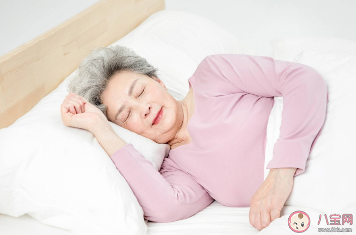 午睡能幫助身體適應炎熱嗎 沒有午睡習慣要強迫自己午睡嗎