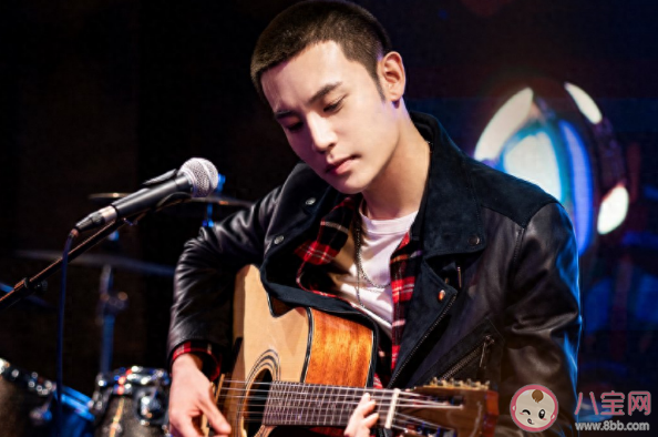 《無與倫比的美麗》李念歡離婚了嗎 李念歡最后和誰在一起了嗎