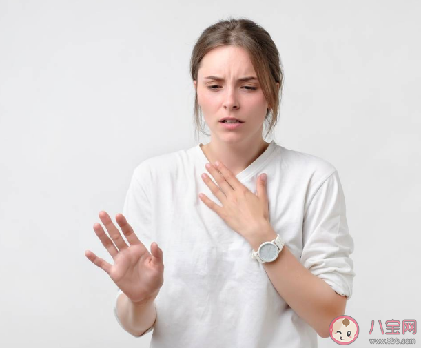 頻繁清嗓子有什么危害 總是喜歡清嗓子是什么原因 頻繁清嗓子有什么危害 總是喜歡清嗓子是什么原因