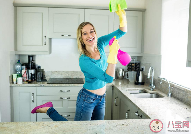 做家務(wù)能降低癡呆風(fēng)險(xiǎn)嗎 做家務(wù)可以代替體育鍛煉嗎 做家務(wù)能降低癡呆風(fēng)險(xiǎn)嗎 做家務(wù)可以代替體育鍛煉嗎