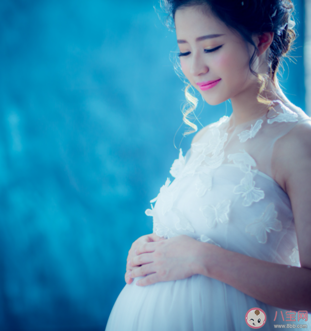 產婦拍下產床抓痕引20萬媽媽共鳴 順產到底有多難受