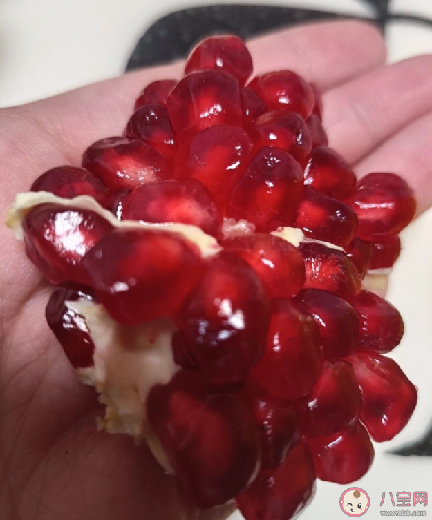 石榴放干了后會更好吃嗎 石榴吃了有什么好處 石榴放干了后會更好吃嗎 石榴吃了有什么好處