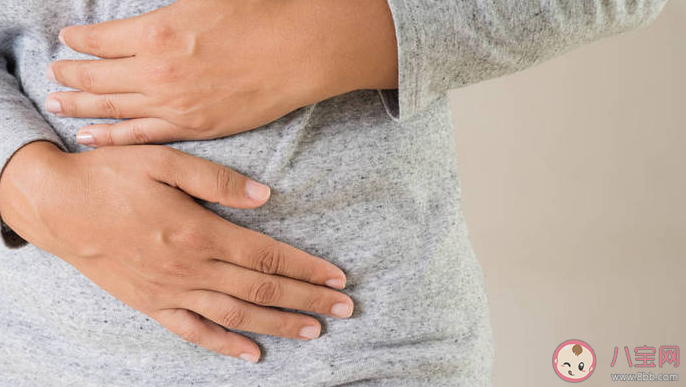 月經一直沒來下腹很脹是怎么回事 月經三個月來一次正常嗎 月經一直沒來下腹很脹是怎么回事 月經三個月來一次正常嗎