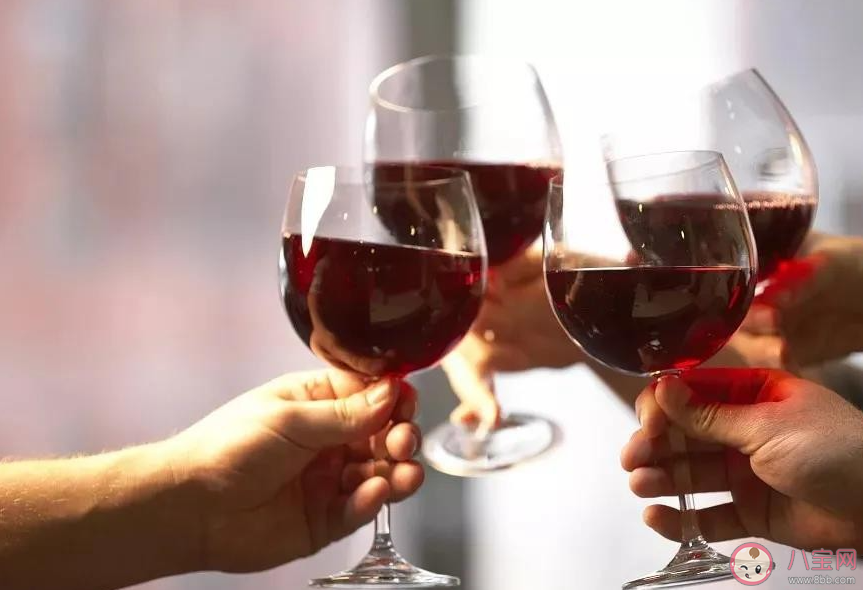 喝酒防寒吃高熱量食物暖身是真的嗎 想要暖身子應該吃什么 喝酒防寒吃高熱量食物暖身是真的嗎 想要暖身子應該吃什么