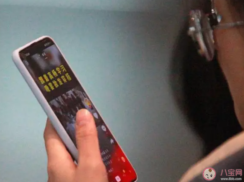 刷短視頻會影響生活嗎 為什么大家都喜歡刷短視頻 刷短視頻會影響生活嗎 為什么大家都喜歡刷短視頻