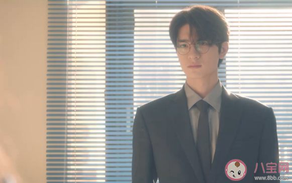 《脫軌》蔣博和范筱筱是什么關系 許靖陽和陳天陽是同一個人嗎