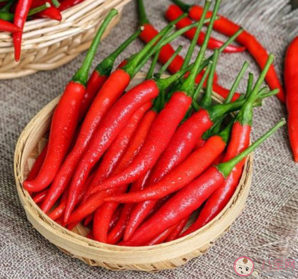 吃辣和長痘沒什么聯(lián)系嗎 適當(dāng)吃辣有什么好處 吃辣和長痘沒什么聯(lián)系嗎 適當(dāng)吃辣有什么好處