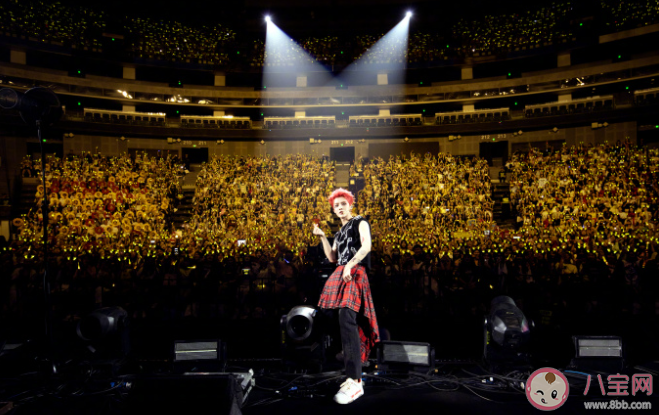 鹿晗《影子》歌詞是什么 《影子》歌詞歌曲介紹 鹿晗《影子》歌詞是什么 《影子》歌詞歌曲介紹