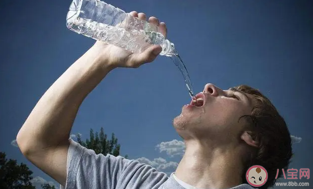一定不要等到口渴才喝水嗎 哪些時(shí)候需要喝水