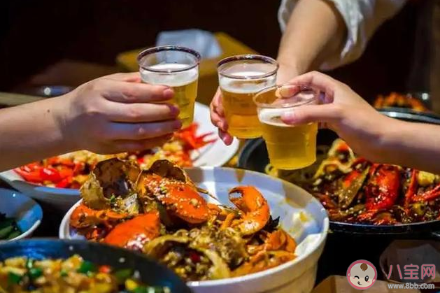 睡前吃夜宵危害大嗎 哪些人適合吃夜宵