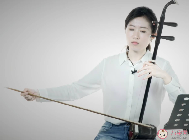 以下哪一項(xiàng)是我國二胡演奏的經(jīng)典曲目 螞蟻新村4月1日答案