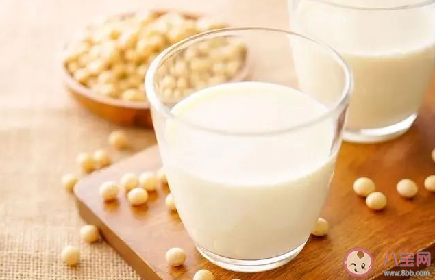 乳腺增生真是豆?jié){惹的禍嗎 乳腺增生哪些食物不能吃