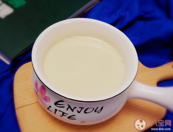 乳腺增生真是豆?jié){惹的禍嗎 乳腺增生哪些食物不能吃