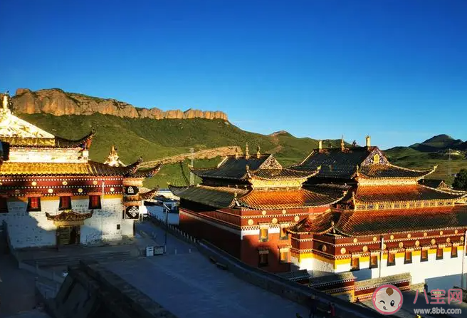 旅游到底是吃重要還是住重要 旅游途中吃住要注意些什么 旅游到底是吃重要還是住重要 旅游途中吃住要注意些什么