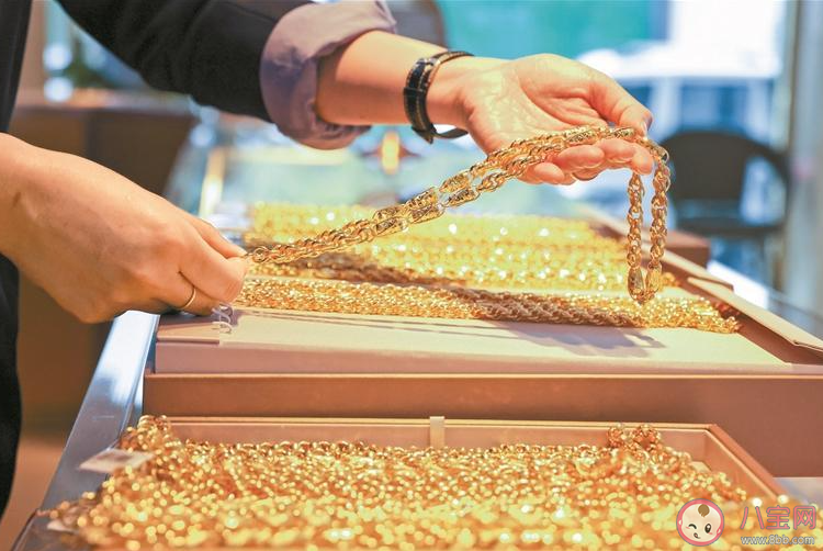 金價暴漲房價下跌說明了什么 金價為什么會暴漲 金價暴漲房價下跌說明了什么 金價為什么會暴漲