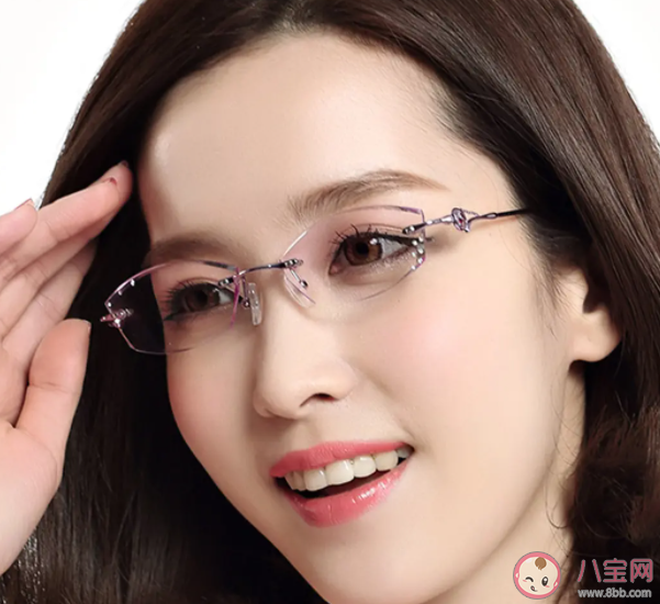 眼鏡居然有壽命嗎 眼鏡日常如何保養(yǎng)